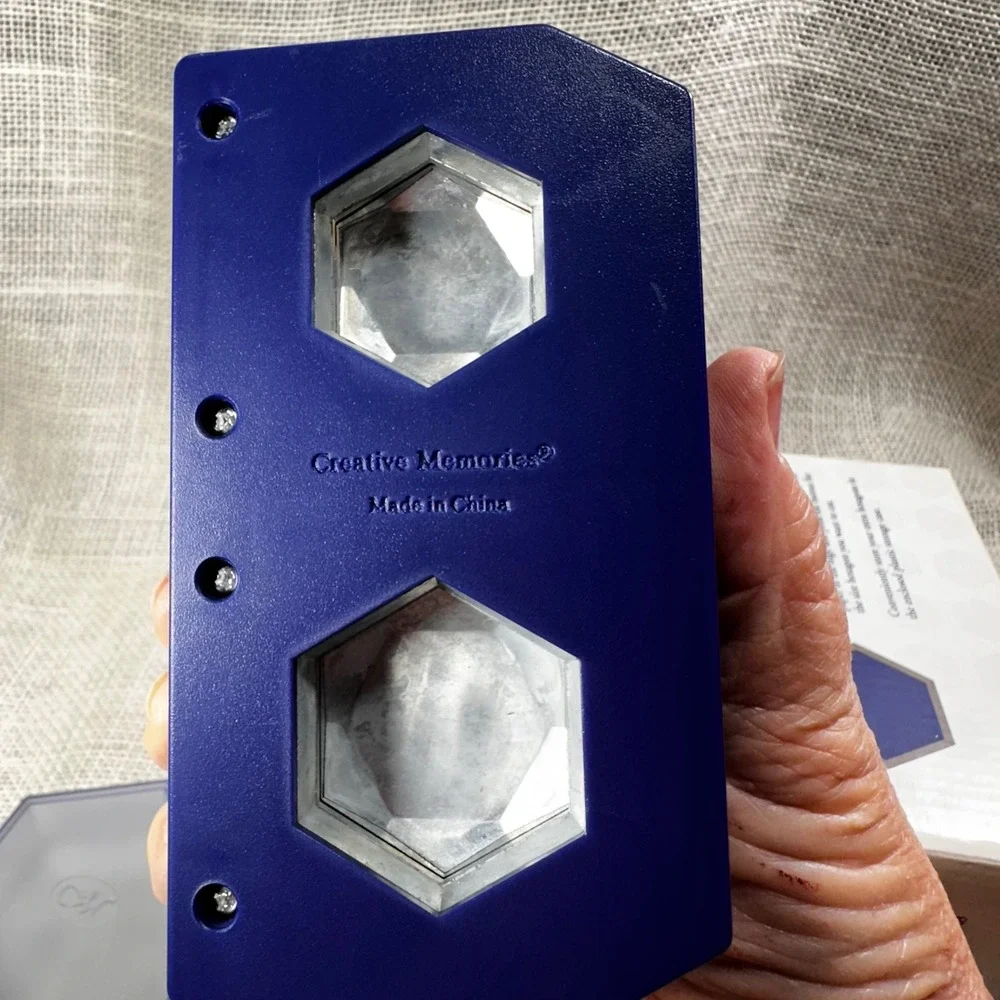 Creative Memories Hexagon Maker Double Paper Punch 1.25 and 1.5 Inch 6203520703